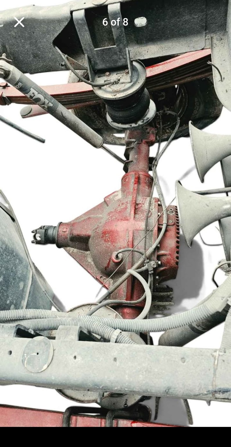 Rear differential, leaf spring and air bag