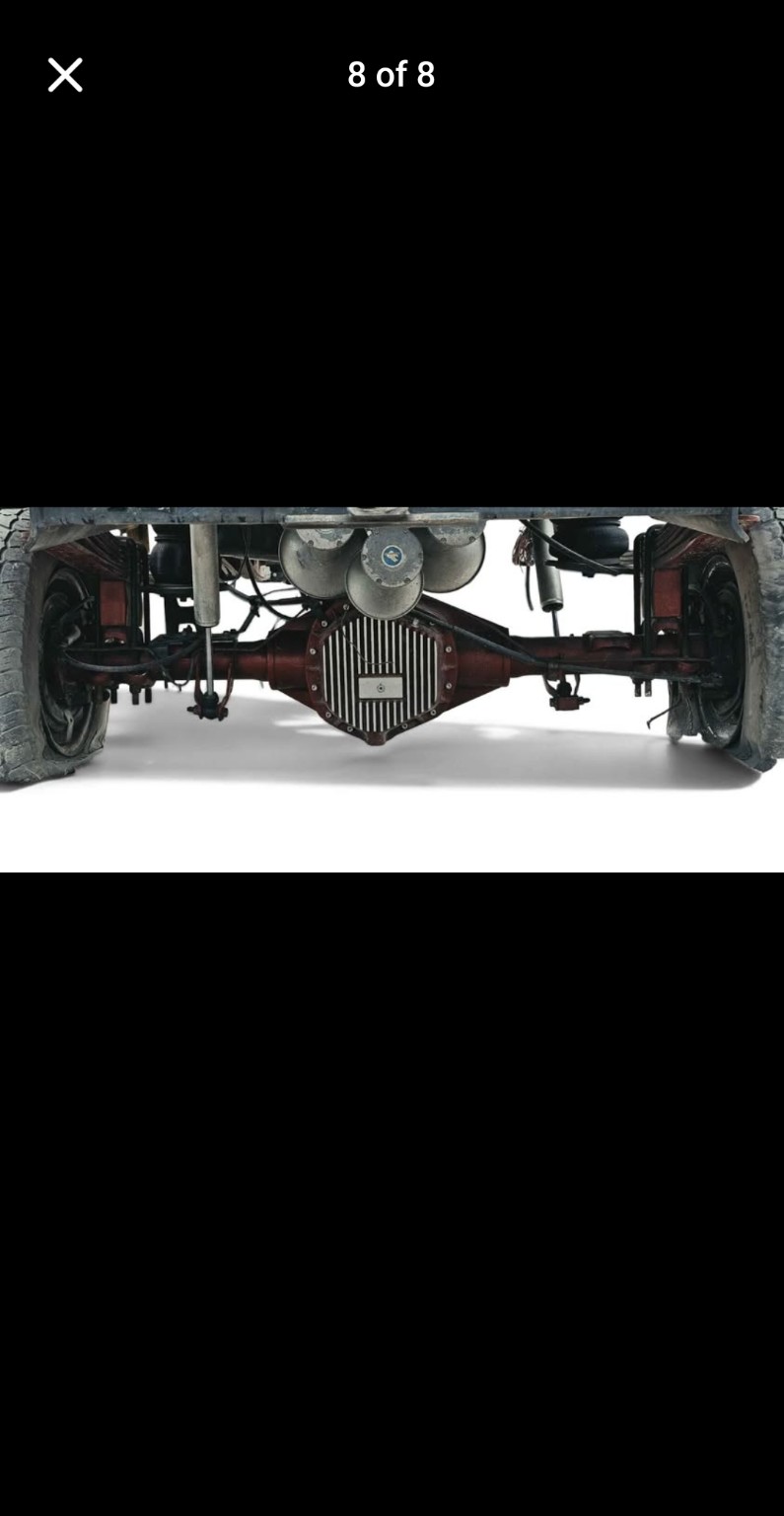 Rear axle and MAG-HYTEC differential cover